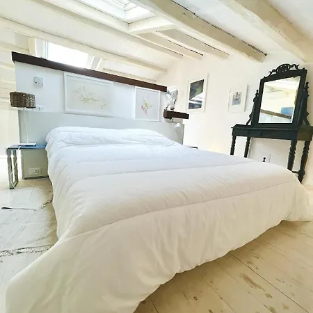 Casa Della Ghiacciaia Capo dʼOrlando